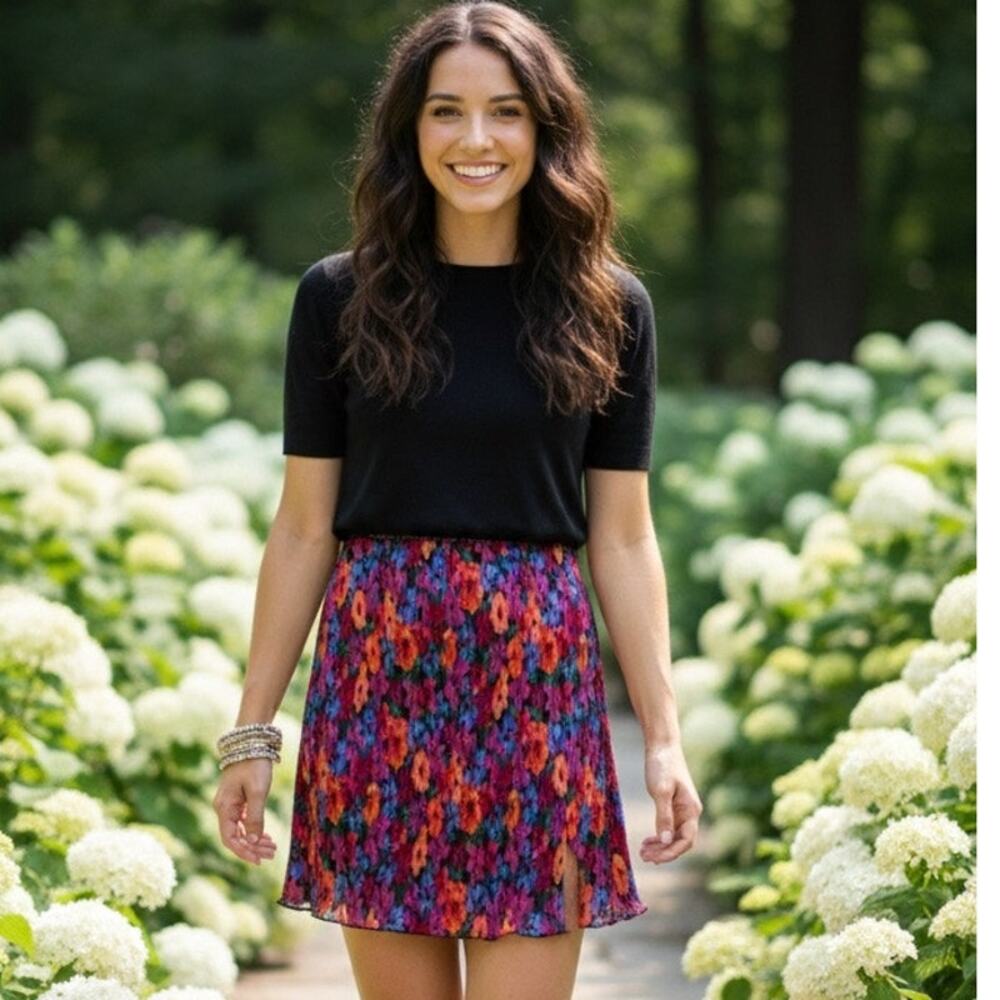 NWOT Wild Fable crinkle pleat mini skirt